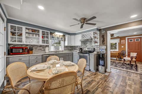 Tiny photo for 902 E 2nd Street, Port Clinton, OH 43452 (MLS # 10011977)