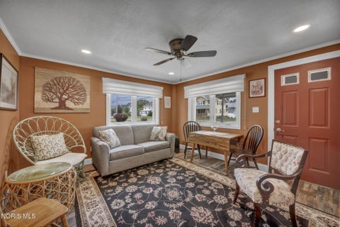 Tiny photo for 902 E 2nd Street, Port Clinton, OH 43452 (MLS # 10011977)