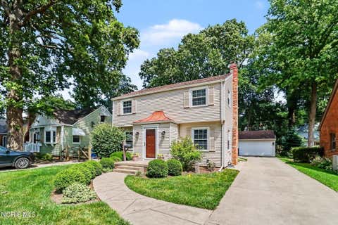 Tiny photo for 4131 Rugby Drive, Toledo, OH 43614 (MLS # 10010016)
