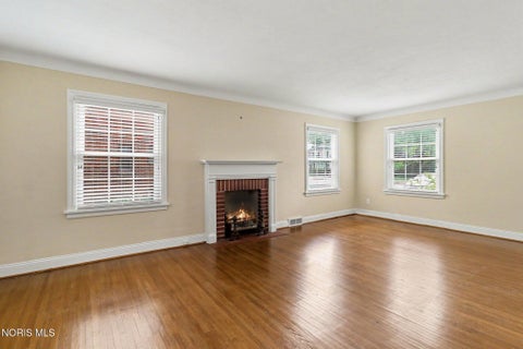 Tiny photo for 4131 Rugby Drive, Toledo, OH 43614 (MLS # 10010016)