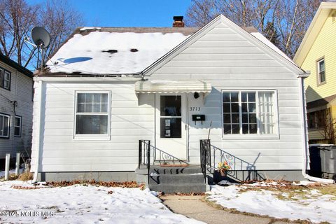 Photo of 3717 Drexel Drive, Toledo, OH 43612 (MLS # 10002155)