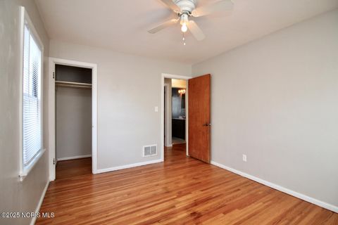 Tiny photo for 3713 Drexel Drive, Toledo, OH 43612 (MLS # 10002155)