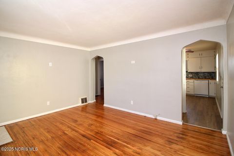 Tiny photo for 3713 Drexel Drive, Toledo, OH 43612 (MLS # 10002155)