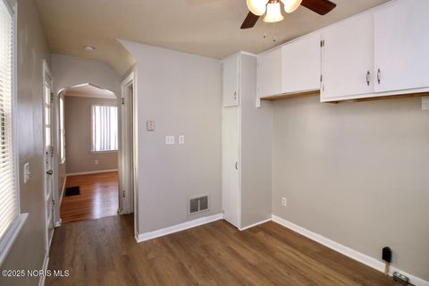 Tiny photo for 3713 Drexel Drive, Toledo, OH 43612 (MLS # 10002155)