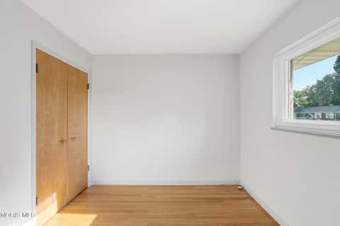 Tiny photo for 6051 E Benalex Drive, Toledo, OH 43612 (MLS # 10011523)