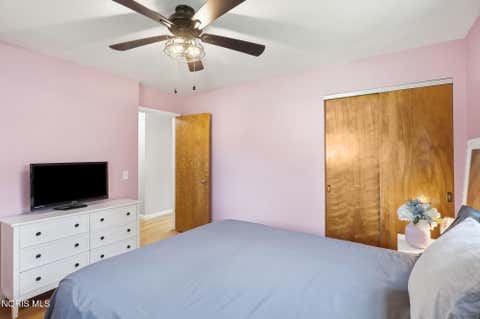 Tiny photo for 6051 E Benalex Drive, Toledo, OH 43612 (MLS # 10011523)