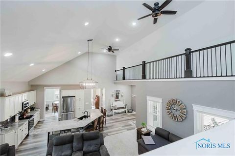 Tiny photo for 20515 County Road 15, Bluffton, OH 45817 (MLS # 10005655)