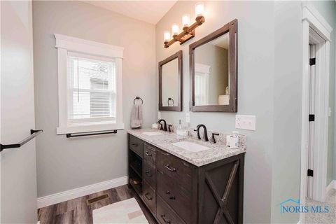 Tiny photo for 20515 County Road 15, Bluffton, OH 45817 (MLS # 10005655)