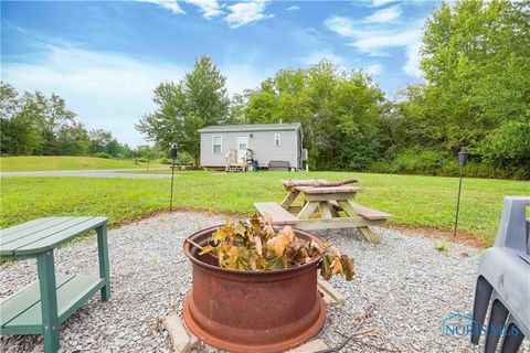 Tiny photo for 20515 County Road 15, Bluffton, OH 45817 (MLS # 10005655)