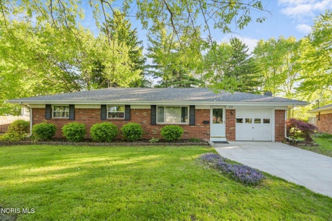 Photo for 940 Joliet Drive