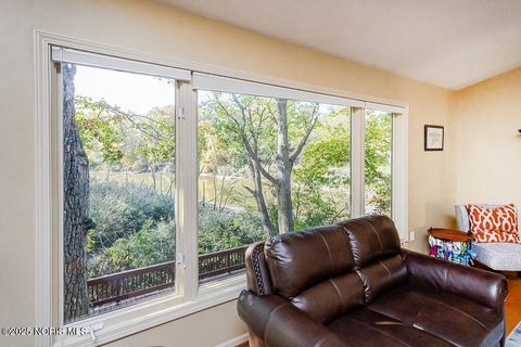 Tiny photo for 147 Colony Road, Rossford, OH 43460 (MLS # 10000050)