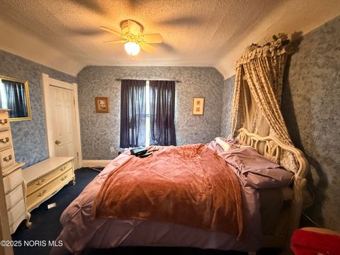 Tiny photo for 1127 Varland Avenue, Toledo, OH 43605 (MLS # 10002505)