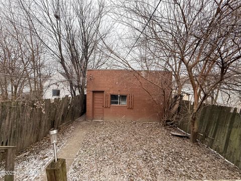 Tiny photo for 1127 Varland Avenue, Toledo, OH 43605 (MLS # 10002505)