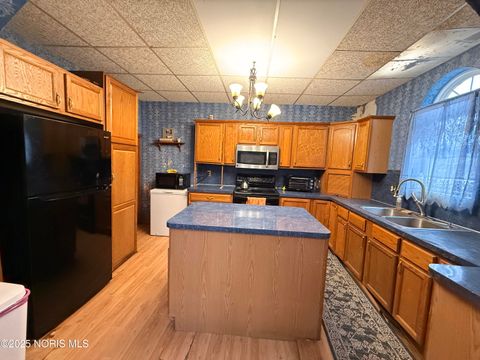 Tiny photo for 1127 Varland Avenue, Toledo, OH 43605 (MLS # 10002505)