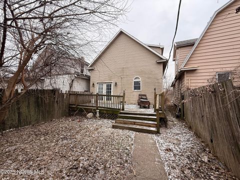 Tiny photo for 1127 Varland Avenue, Toledo, OH 43605 (MLS # 10002505)