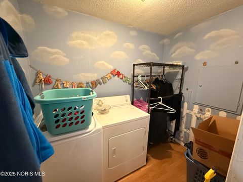 Tiny photo for 1127 Varland Avenue, Toledo, OH 43605 (MLS # 10002505)