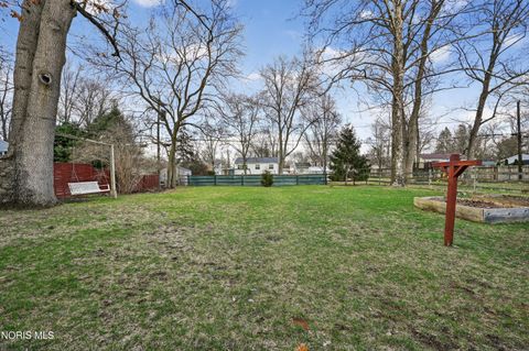 Tiny photo for 4736 Wickford Dr. W Dr, Sylvania, OH 43560 (MLS # 10005556)