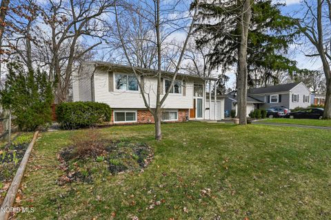 Tiny photo for 4736 Wickford Dr. W Dr, Sylvania, OH 43560 (MLS # 10005556)