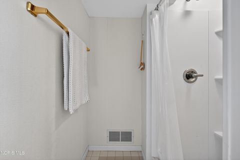 Tiny photo for 4736 Wickford Dr. W Dr, Sylvania, OH 43560 (MLS # 10005556)