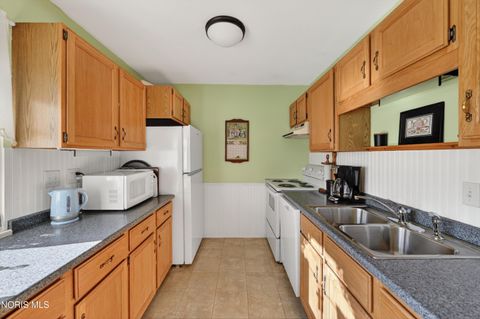 Tiny photo for 4736 Wickford Dr. W Dr, Sylvania, OH 43560 (MLS # 10005556)