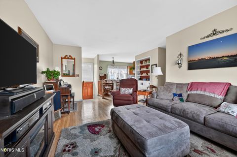 Tiny photo for 4736 Wickford Dr. W Dr, Sylvania, OH 43560 (MLS # 10005556)