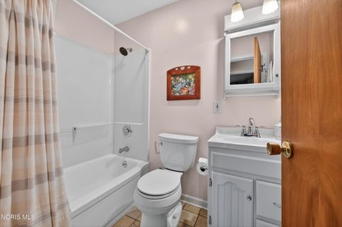 Tiny photo for 4736 Wickford Dr. W Dr, Sylvania, OH 43560 (MLS # 10005556)