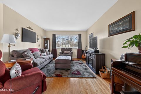 Tiny photo for 4736 Wickford Dr. W Dr, Sylvania, OH 43560 (MLS # 10005556)