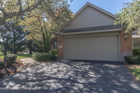 Tiny photo for 4811 Dressage Lane, Sylvania, OH 43560 (MLS # 10014290)