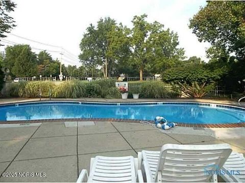 Tiny photo for 3010 W Central Avenue #Apt 115, Toledo, OH 43606 (MLS # 10000468)