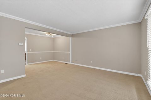 Tiny photo for 4426 Rose Garden Drive # 4, Toledo, OH 43623 (MLS # 10003374)