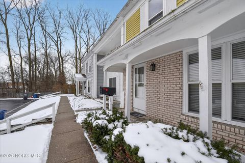 Tiny photo for 4426 Rose Garden Drive # 4, Toledo, OH 43623 (MLS # 10003374)