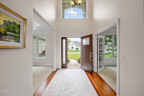 Tiny photo for 9407 Saint Angelas Way, Sylvania, OH 43560 (MLS # 10013646)