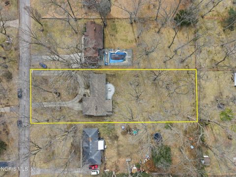 Tiny photo for 5163 Fairgreen Drive, Toledo, OH 43613 (MLS # 10004595)