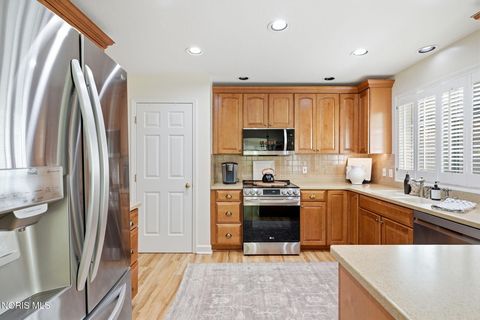 Tiny photo for 6842 Sunridge Lane, Holland, OH 43528 (MLS # 10010361)