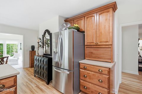 Tiny photo for 6842 Sunridge Lane, Holland, OH 43528 (MLS # 10010361)