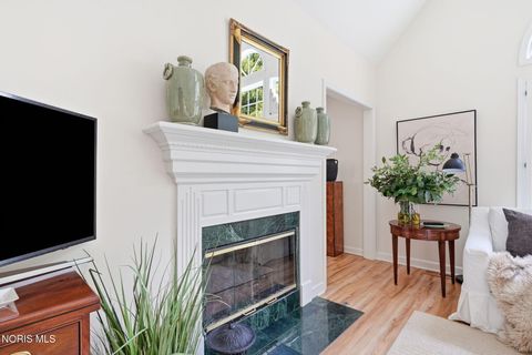 Tiny photo for 6842 Sunridge Lane, Holland, OH 43528 (MLS # 10010361)