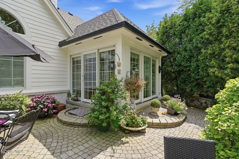 Tiny photo for 6842 Sunridge Lane, Holland, OH 43528 (MLS # 10010361)
