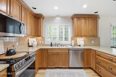 Tiny photo for 6842 Sunridge Lane, Holland, OH 43528 (MLS # 10010361)