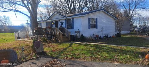 12 Meadowlark Lane Napoleon OH 43545