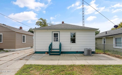 Tiny photo for 1927 Kelsey Avenue, Toledo, OH 43605 (MLS # 10013246)