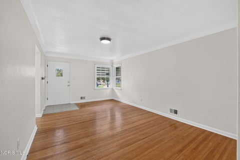 Tiny photo for 1927 Kelsey Avenue, Toledo, OH 43605 (MLS # 10013246)