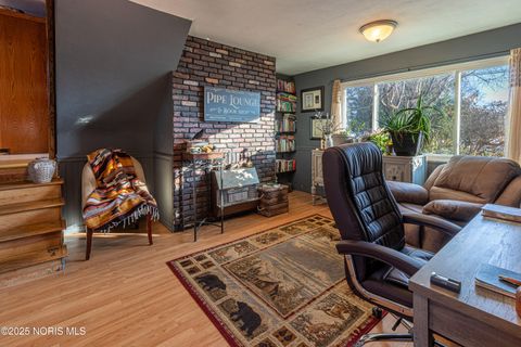 Tiny photo for 6645 Seaman Road, Oregon, OH 43616 (MLS # 10002172)