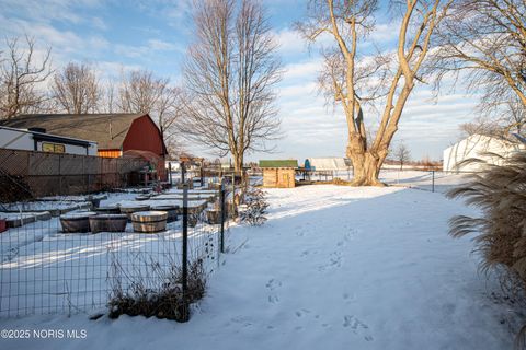 Tiny photo for 6645 Seaman Road, Oregon, OH 43616 (MLS # 10002172)