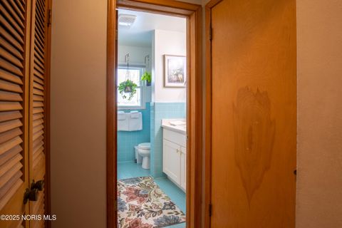 Tiny photo for 6645 Seaman Road, Oregon, OH 43616 (MLS # 10002172)