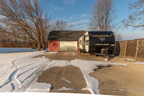 Tiny photo for 6645 Seaman Road, Oregon, OH 43616 (MLS # 10002172)