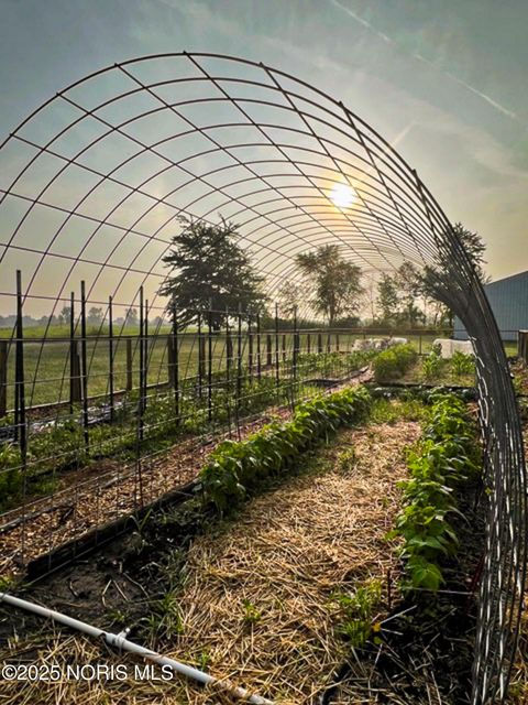 Tiny photo for 6645 Seaman Road, Oregon, OH 43616 (MLS # 10002172)