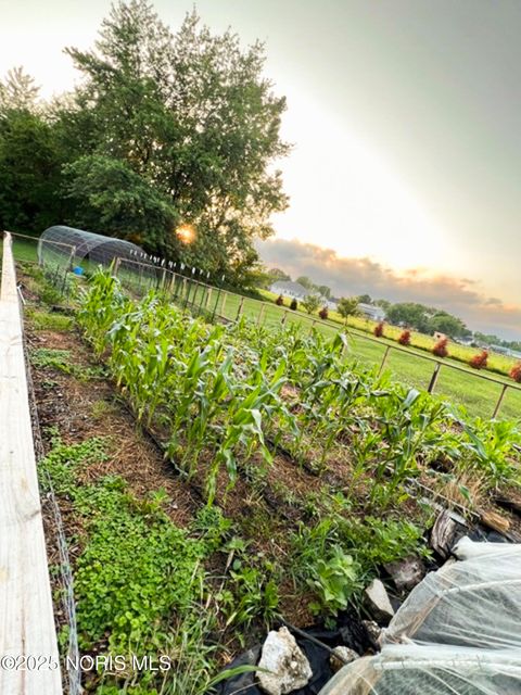 Tiny photo for 6645 Seaman Road, Oregon, OH 43616 (MLS # 10002172)