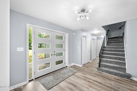 Tiny photo for 4906 Pine Ridge Road, Toledo, OH 43615 (MLS # 10004012)