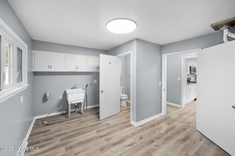 Tiny photo for 4906 Pine Ridge Road, Toledo, OH 43615 (MLS # 10004012)