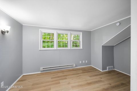 Tiny photo for 4906 Pine Ridge Road, Toledo, OH 43615 (MLS # 10004012)